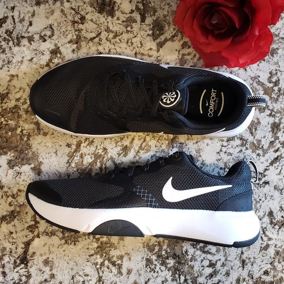 Nike Other - 🔥4 x HOST PICK🔥 NEW Nike City Rep TR Size 9.5 DA1352 002 Blk/Wht/Gr Sz 9.5